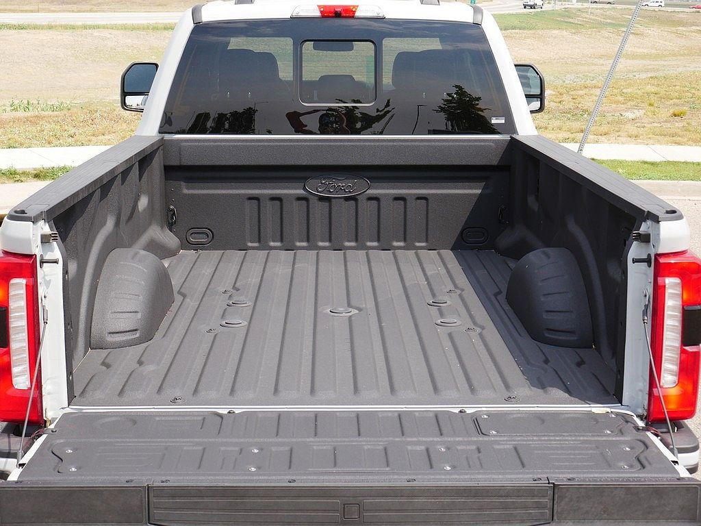 2026 Ford F-350SD Lariat CREW 4WD