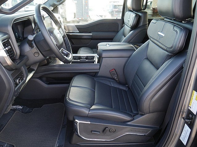 2026 Ford F-350SD Platinum CREW 4WD