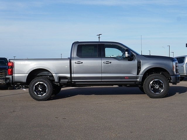 2026 Ford F-350SD Platinum CREW 4WD