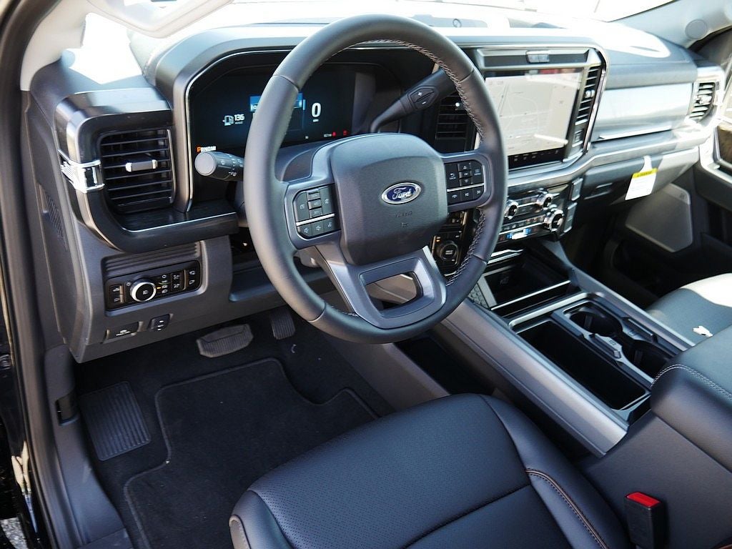 2026 Ford F-350SD Lariat CREW 4WD