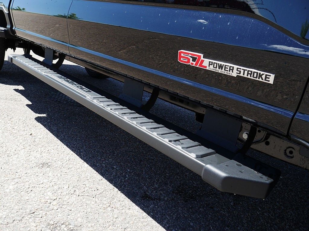2026 Ford F-350SD Lariat CREW 4WD