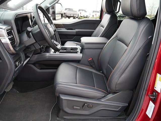 2025 Ford F-350SD Lariat CREW 4WD