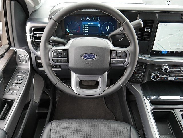 2025 Ford F-350SD Lariat CREW 4WD