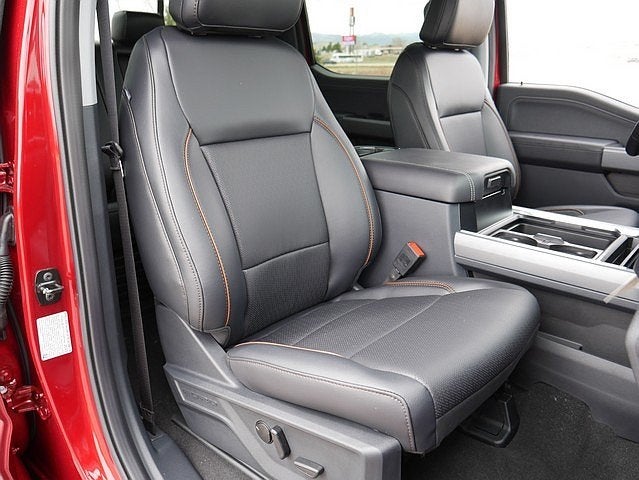 2025 Ford F-350SD Lariat CREW 4WD