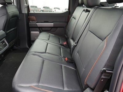 2025 Ford F-350SD Lariat CREW 4WD