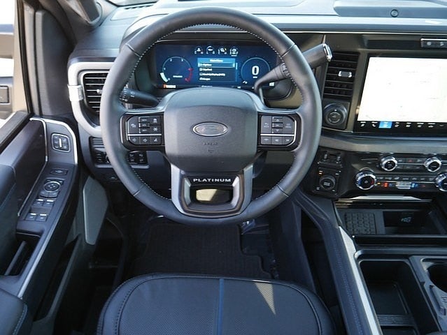 2026 Ford F-350SD Platinum CREW 4WD