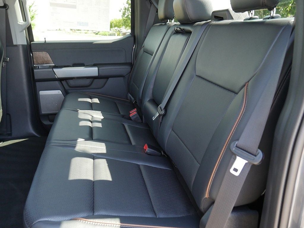 2026 Ford F-350SD Lariat CREW 4WD