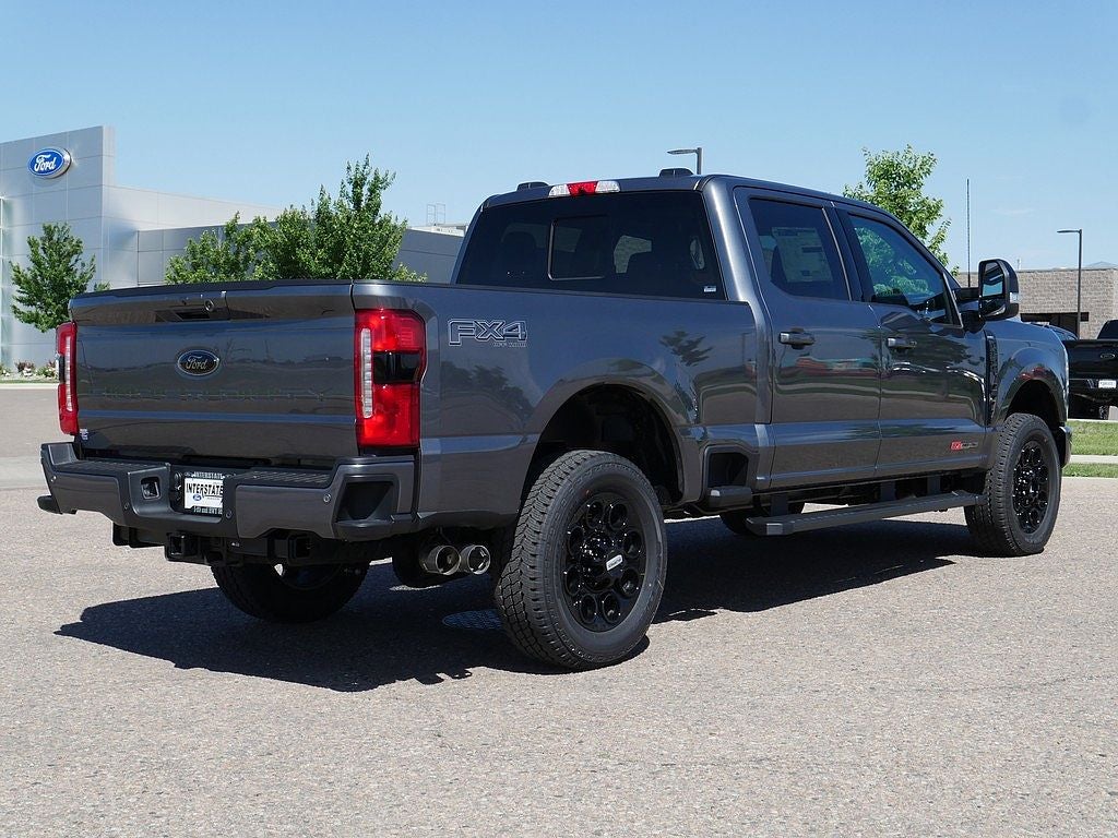 2026 Ford F-350SD Lariat CREW 4WD
