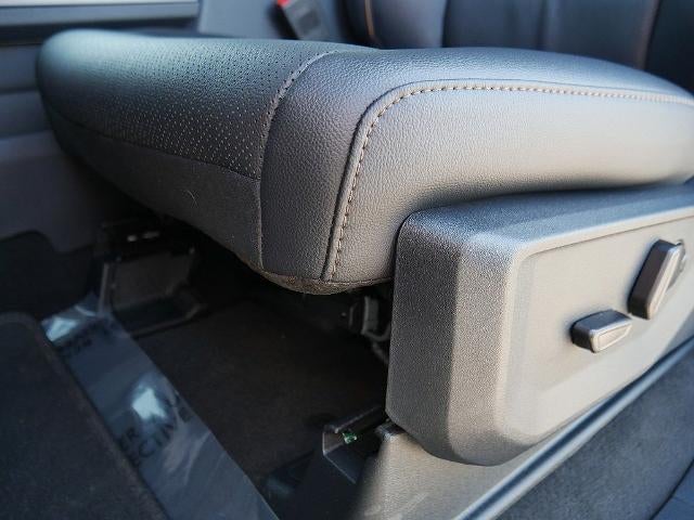2026 Ford F-350SD Lariat CREW 4WD