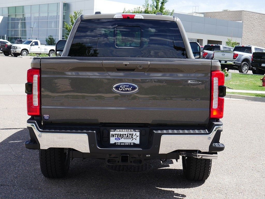2026 Ford F-350SD Lariat CREW 4WD