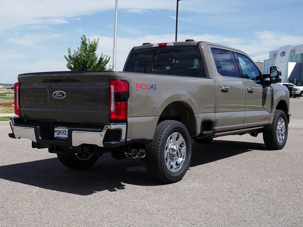 2026 Ford F-350SD Lariat CREW 4WD