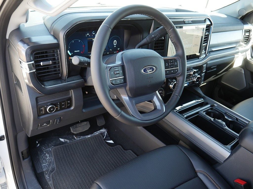 2026 Ford F-350SD Lariat CREW 4WD