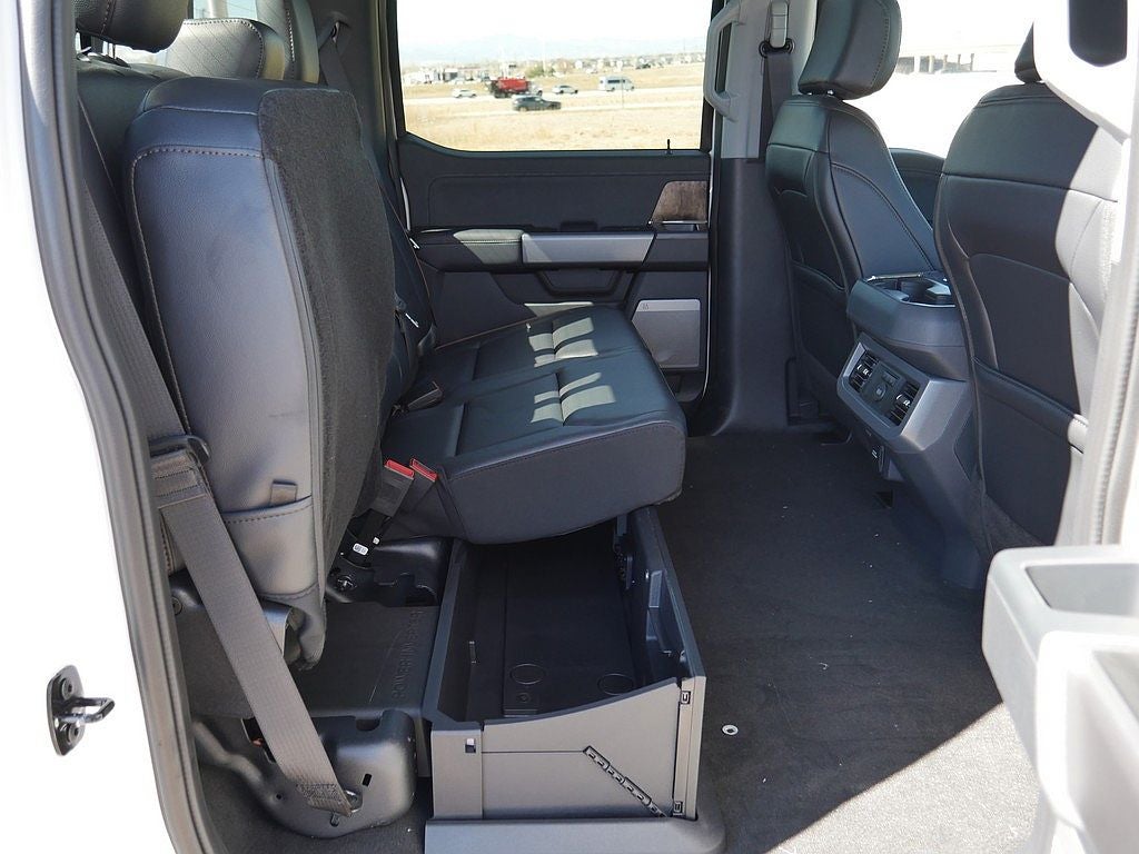 2026 Ford F-350SD Lariat CREW 4WD