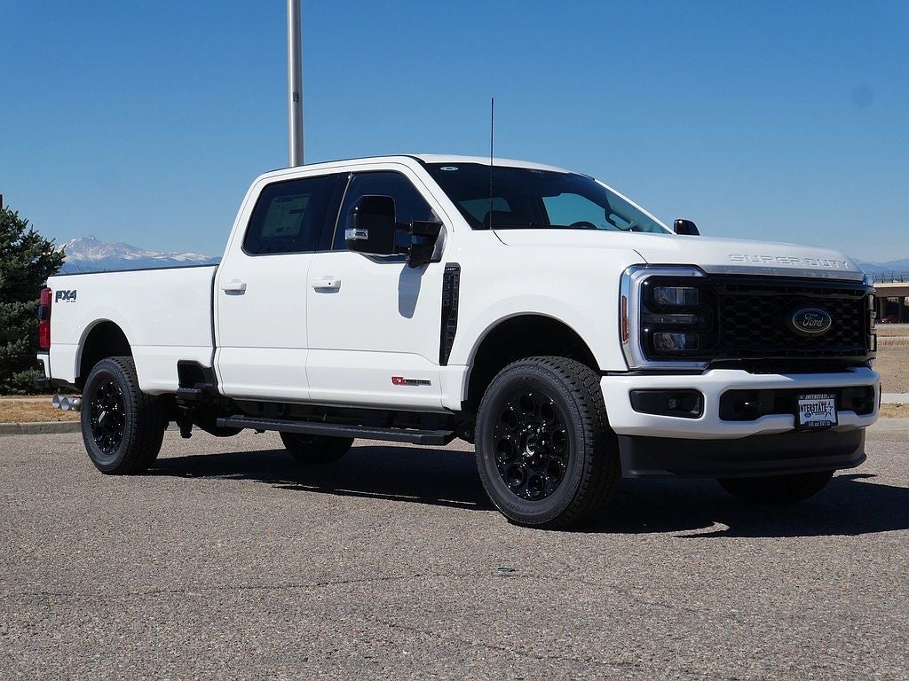2026 Ford F-350SD Lariat CREW 4WD