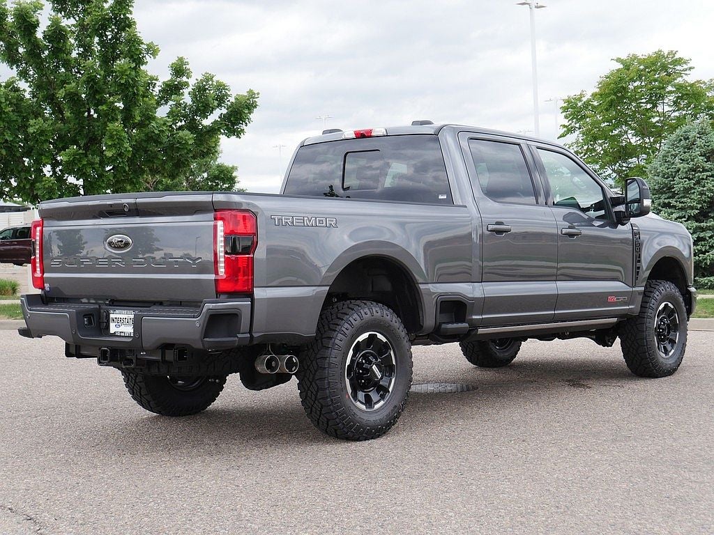 2026 Ford F-350SD Lariat CREW 4WD
