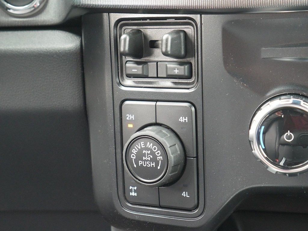 2026 Ford F-350SD Platinum CREW 4WD