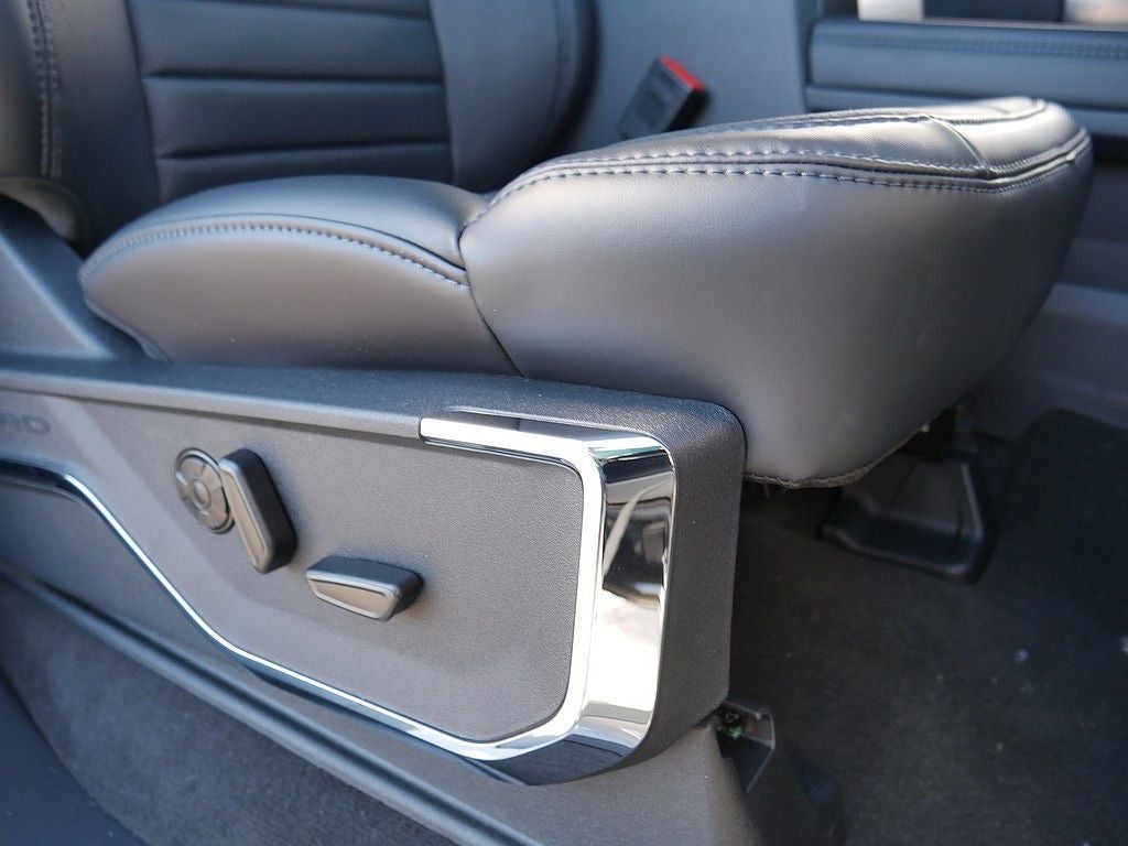 2026 Ford F-350SD Platinum CREW 4WD