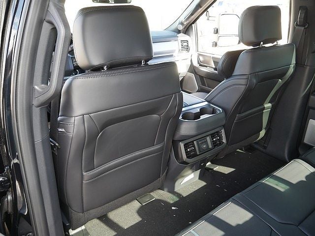 2026 Ford F-350SD Platinum CREW 4WD