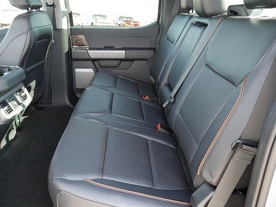 2025 Ford F-350SD Lariat CREW 4WD