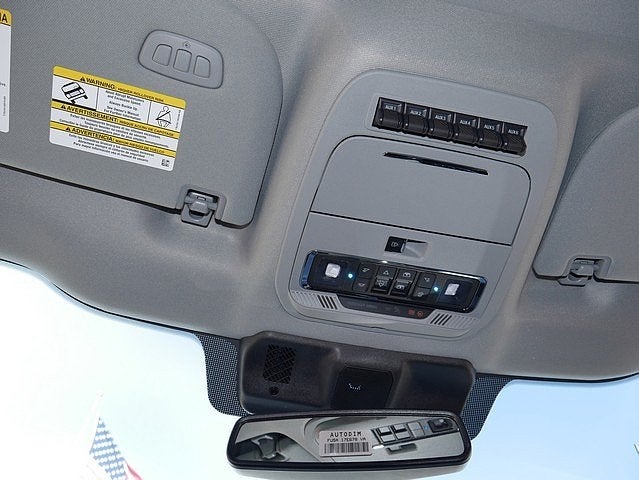 2025 Ford F-350SD Lariat CREW 4WD