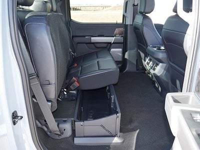 2025 Ford F-350SD Lariat CREW 4WD