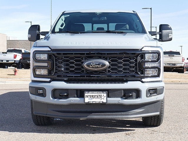 2025 Ford F-350SD Lariat CREW 4WD