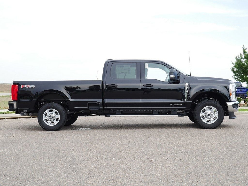 2026 Ford F-350SD XLT CREW 4WD