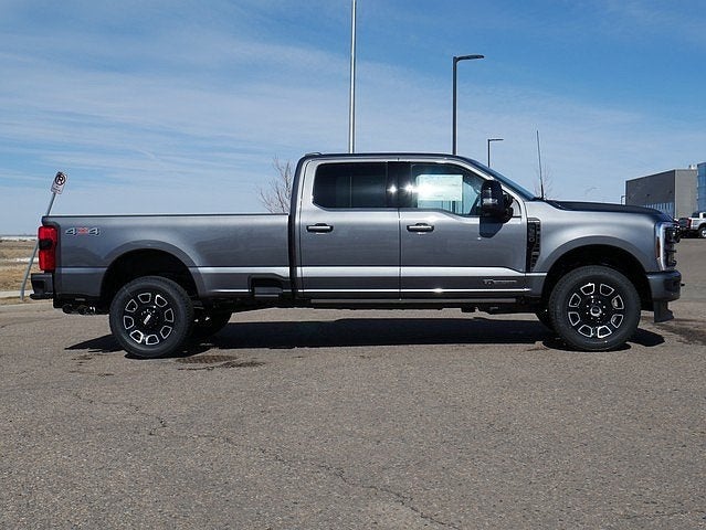 2025 Ford F-350SD Platinum CREW 4WD