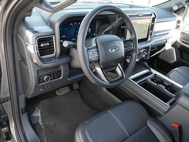 2025 Ford F-350SD Platinum CREW 4WD