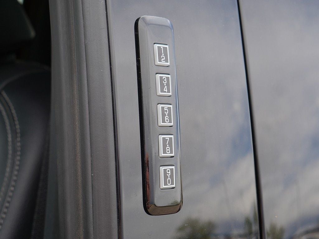 2022 Ford F-350SD Lariat CREW 6.7