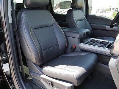 2025 Ford F-350SD Lariat CREW 4WD