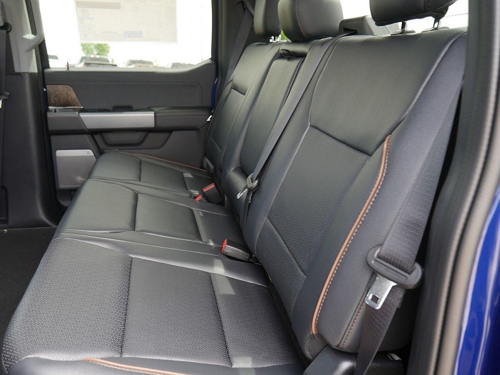 2026 Ford F-350SD Lariat CREW 4WD
