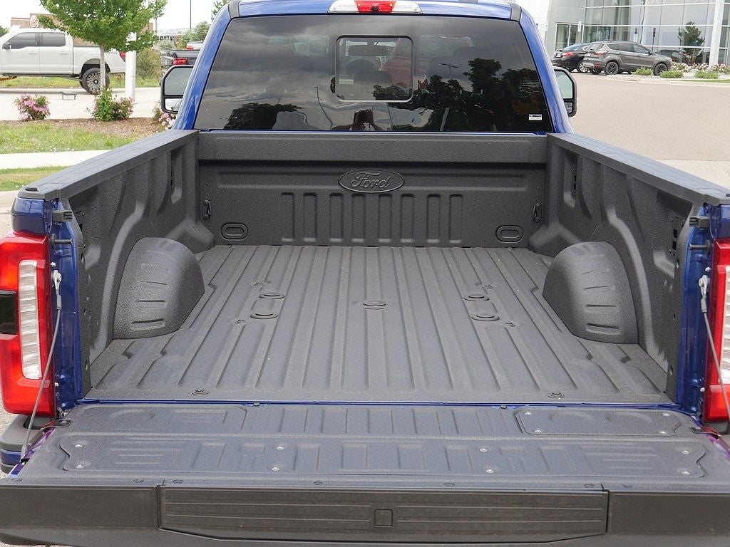 2026 Ford F-350SD Lariat CREW 4WD