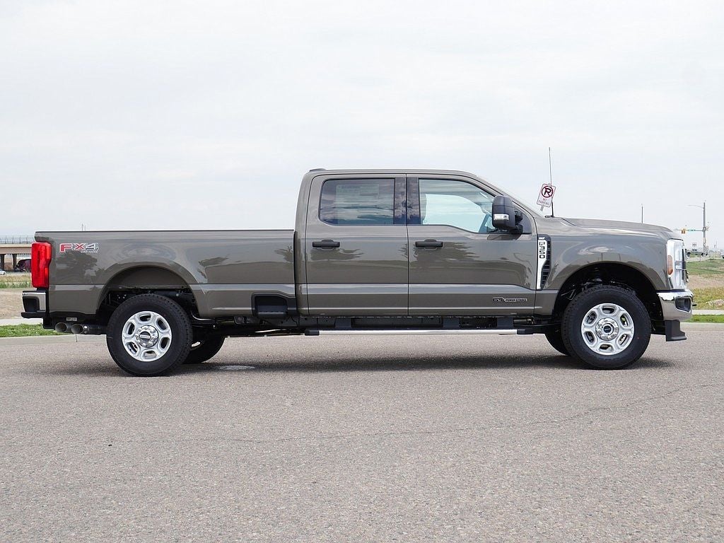 2026 Ford F-350SD XLT CREW 4WD