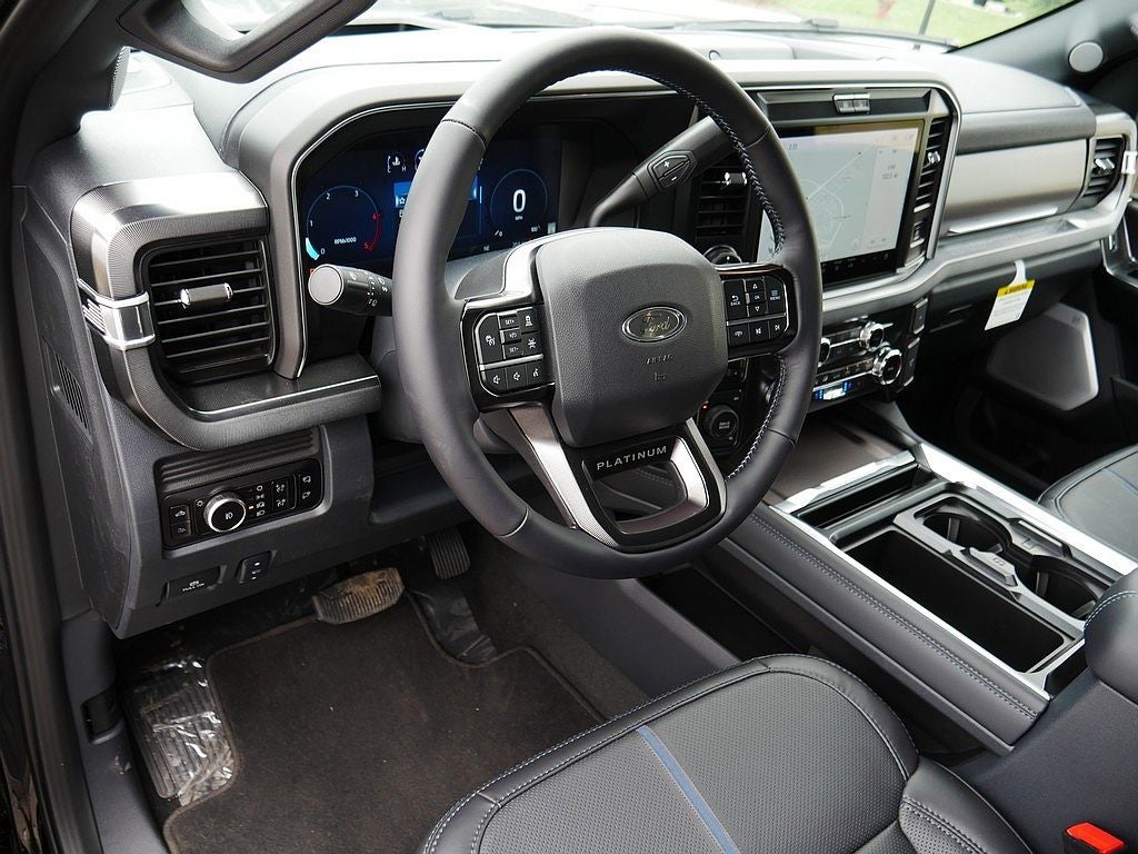 2026 Ford F-350SD Platinum DRW