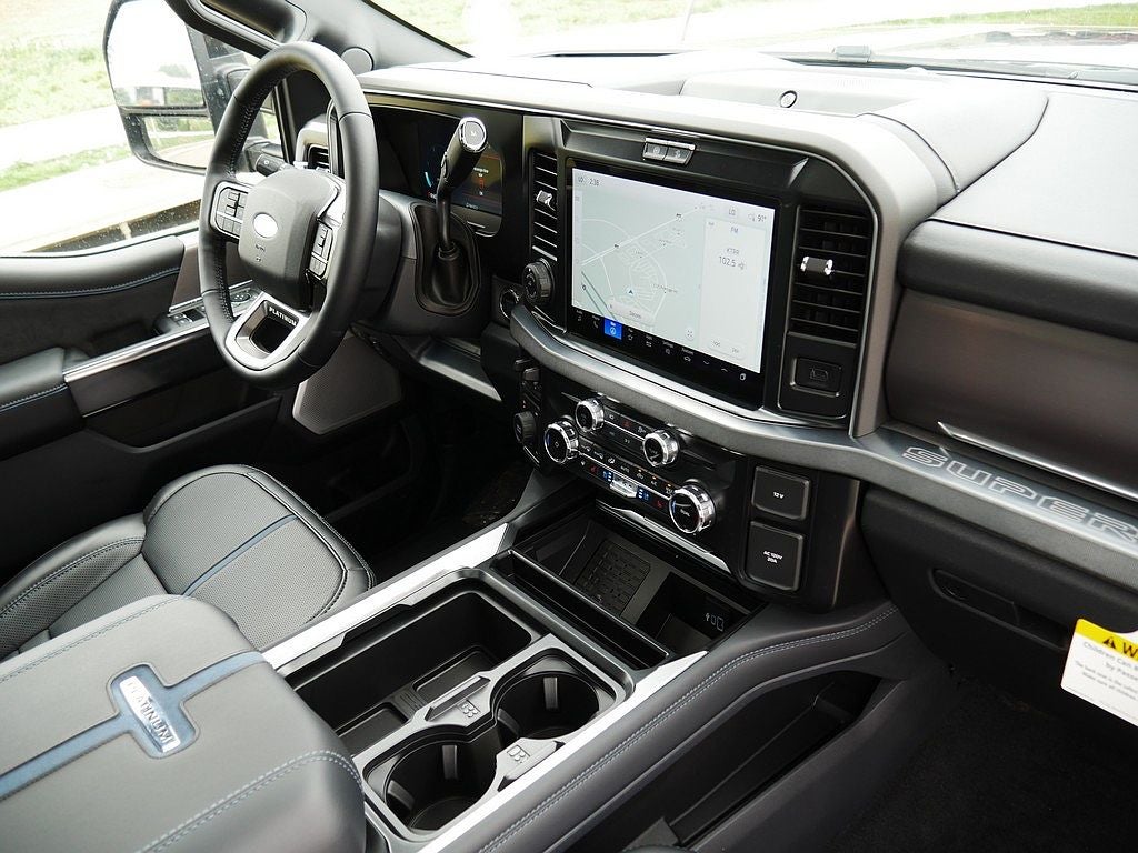 2026 Ford F-350SD Platinum DRW
