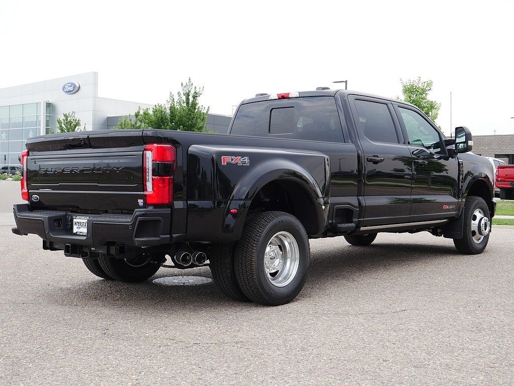 2026 Ford F-350SD Platinum DRW