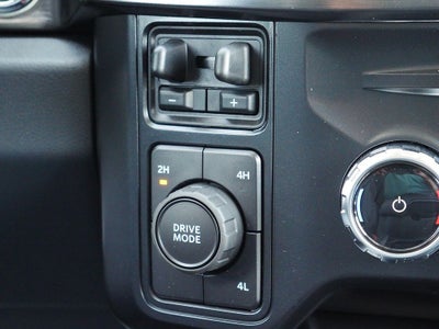 2026 Ford F-350SD Lariat DRW 4WD