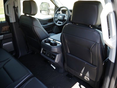 2026 Ford F-350SD Lariat DRW 4WD