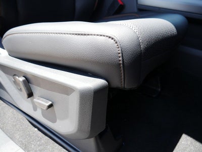 2026 Ford F-350SD Lariat DRW 4WD