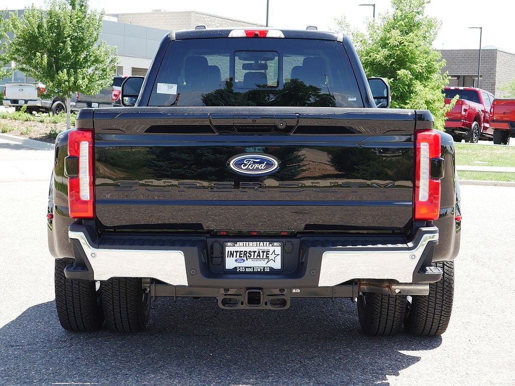 2026 Ford F-350SD Lariat DRW 4WD