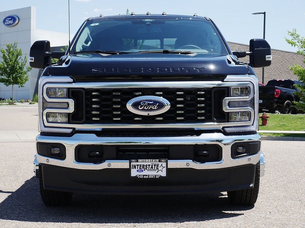 2026 Ford F-350SD Lariat DRW 4WD