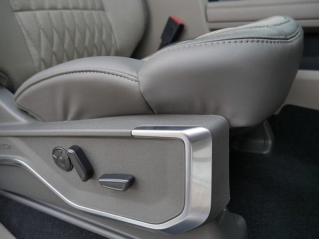 2026 Ford F-350SD Platinum DRW 4WD