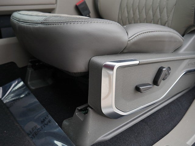 2026 Ford F-350SD Platinum DRW 4WD