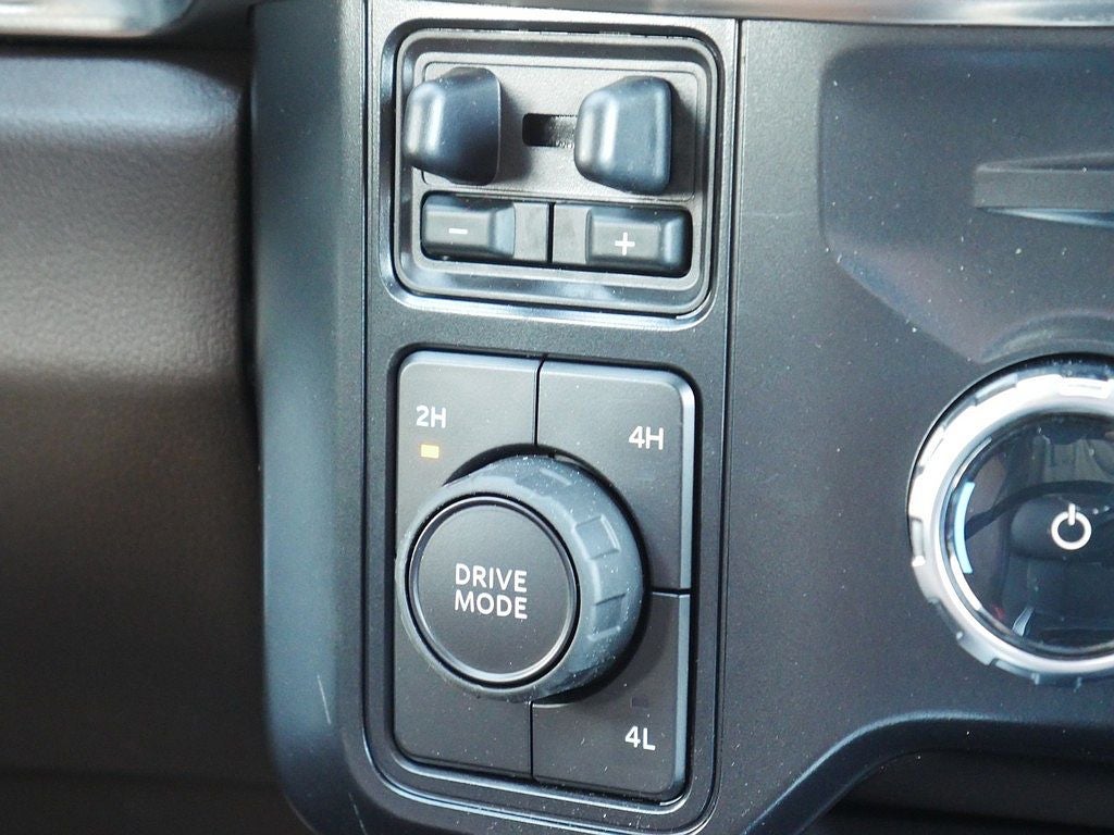 2026 Ford F-350SD King Ranch DRW 4WD