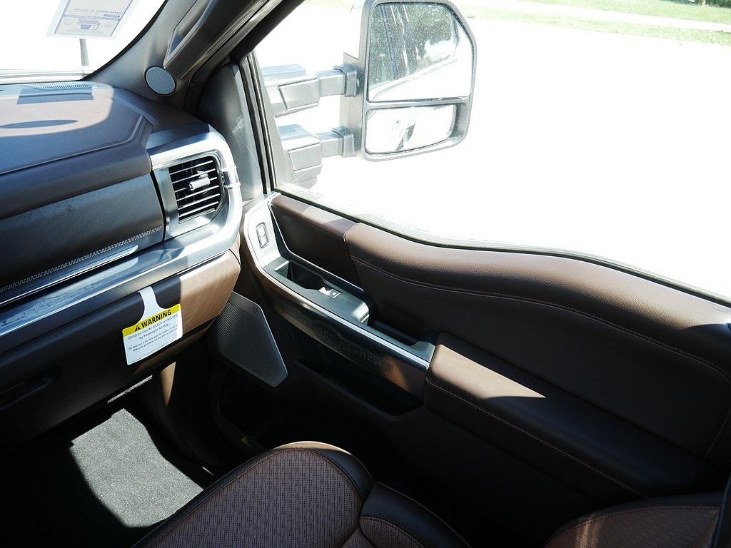 2026 Ford F-350SD King Ranch DRW 4WD