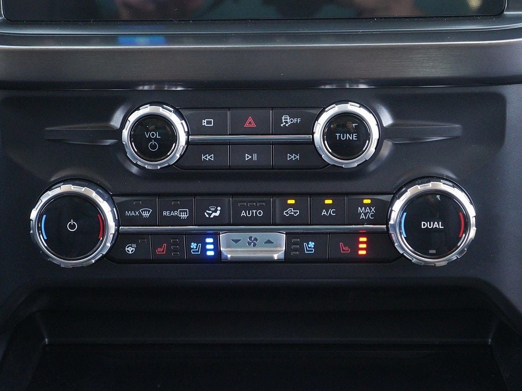 2026 Ford F-350SD Lariat DRW 4WD