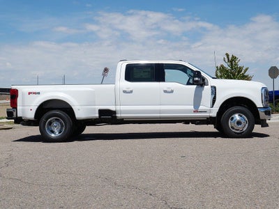2026 Ford F-350SD Lariat DRW 4WD