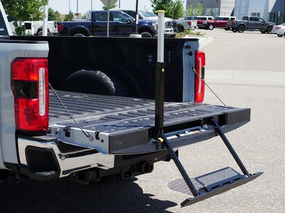 2026 Ford F-350SD Lariat DRW 4WD