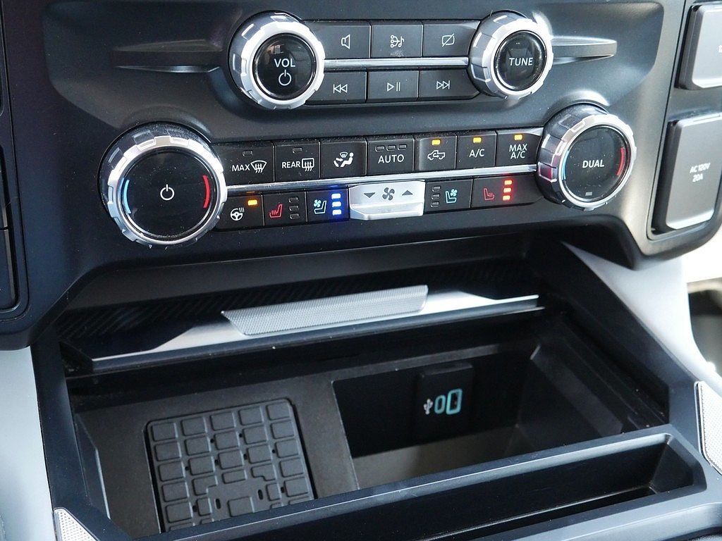 2024 Ford F-350SD Limited DRW